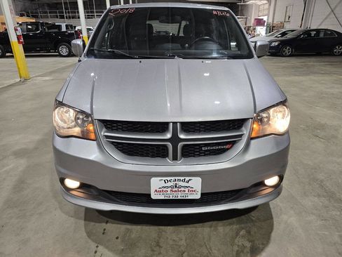 Used 2018 Dodge Grand Caravan GT FWD image 19