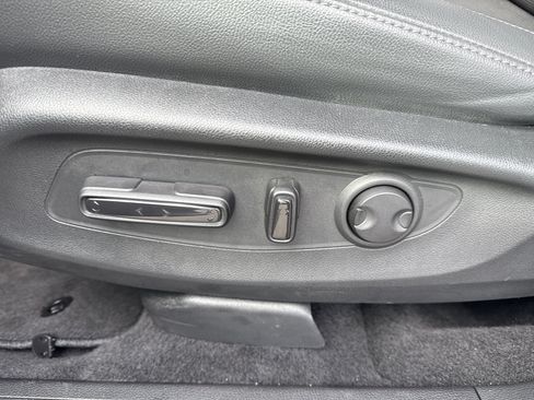 Used 2024 Honda CR-V EX-L image 24
