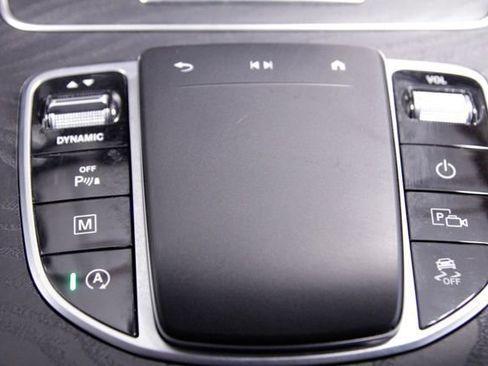 Used 2021 Mercedes-Benz GLC 300 GLC 300 image 28