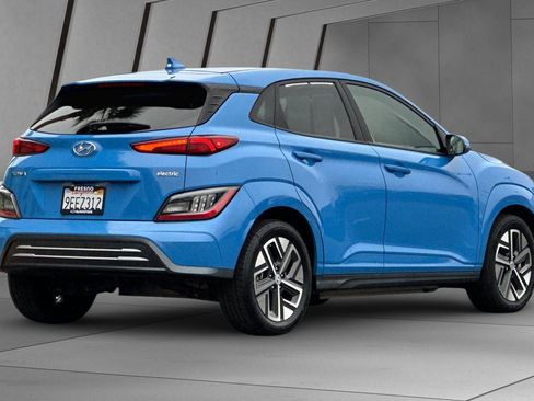 Used 2023 Hyundai Kona Limited w/ Cargo Package image 4