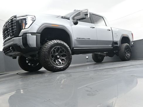 Used 2025 GMC Sierra 2500 Denali Ultimate w/ Max Trailering Package AWD/4WD image 37