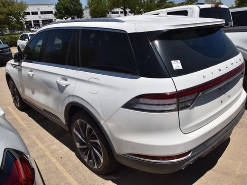 Used 2020 Lincoln Aviator Reserve w/ Equipment Group 202A AWD/4WD image 9