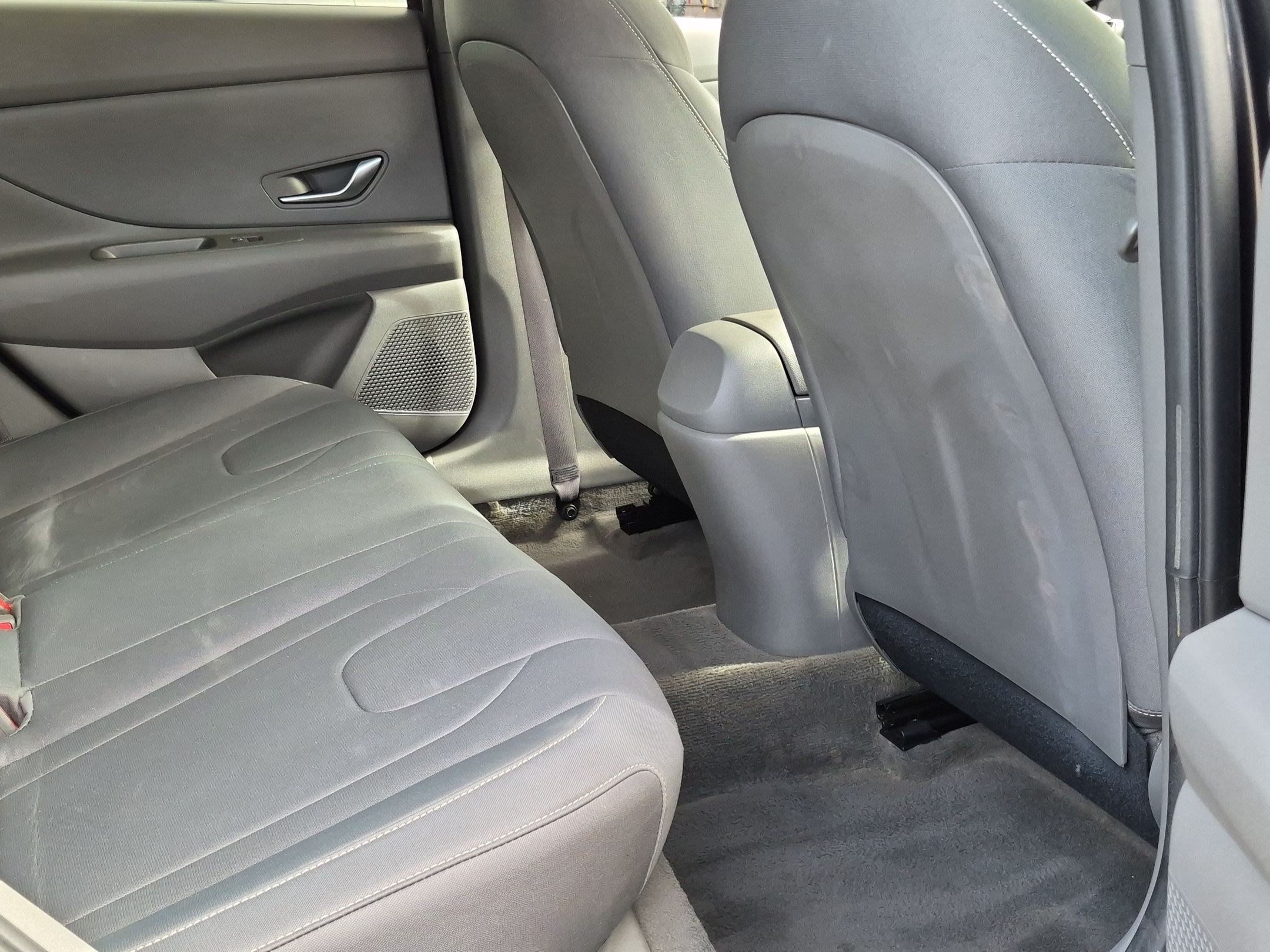Used 2023 Hyundai Elantra SEL FWD image 23