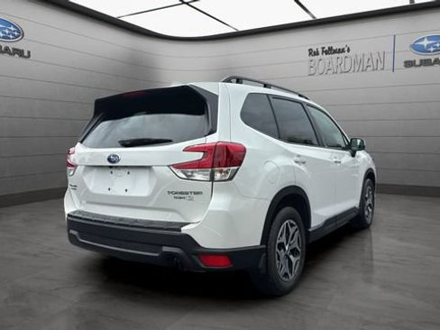 Used 2023 Subaru Forester Premium AWD/4WD image 5