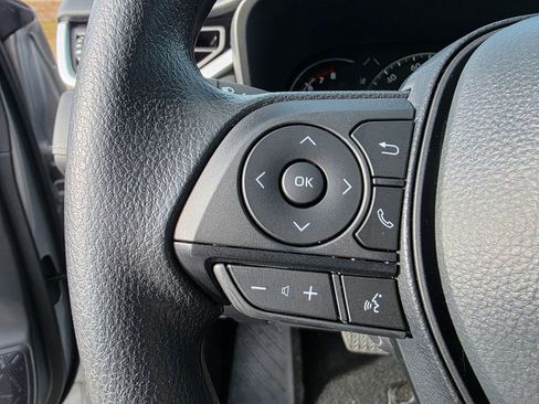 Used 2025 Toyota RAV4 XLE image 13