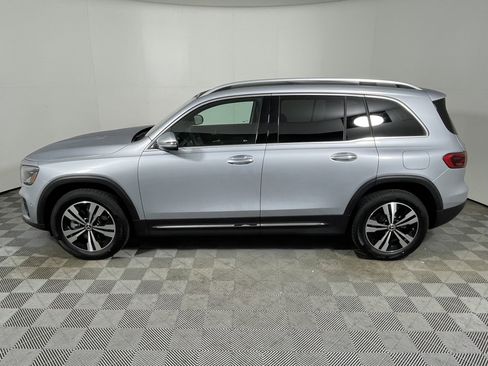 New 2026 Mercedes-Benz GLB 250 image 2