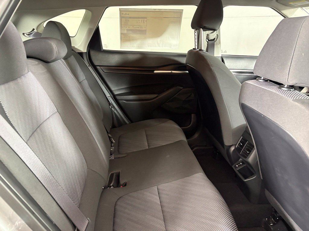 New 2026 Kia Seltos LX FWD image 17