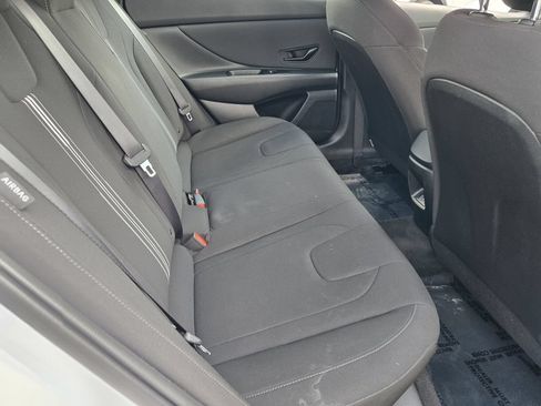 Certified 2025 Hyundai Elantra Sport FWD image 45