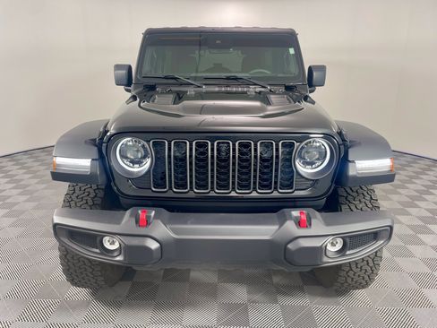 Used 2024 Jeep Wrangler Unlimited Rubicon w/ Technology Group AWD/4WD image 8