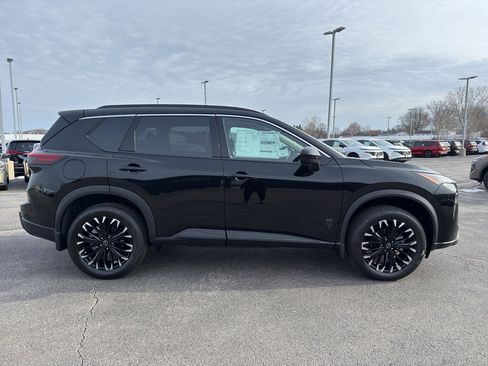 New 2026 Nissan Rogue SV image 5