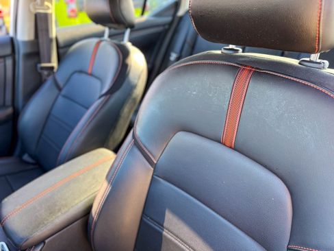 Used 2025 Nissan Sentra SR w/ SR Premium Package image 13