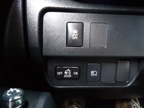 Used 2022 Toyota Tacoma 4x4 Access Cab image 18