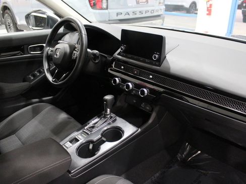 Certified 2022 Honda Civic EX image 21