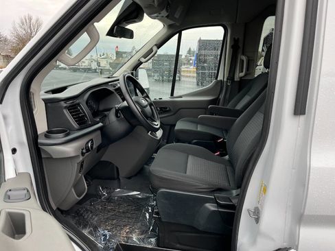 Used 2023 Ford Transit 350 XLT image 10