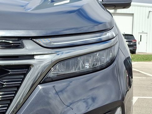 Used 2022 Chevrolet Equinox RS w/ Infotainment Package FWD image 28