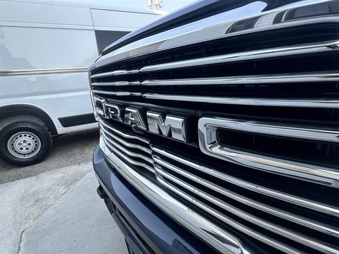 Used 2024 RAM 2500 Laramie w/ Towing Technology Group AWD/4WD image 23