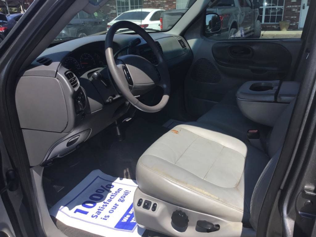 Used 2002 Ford F150 XLT RWD image 26