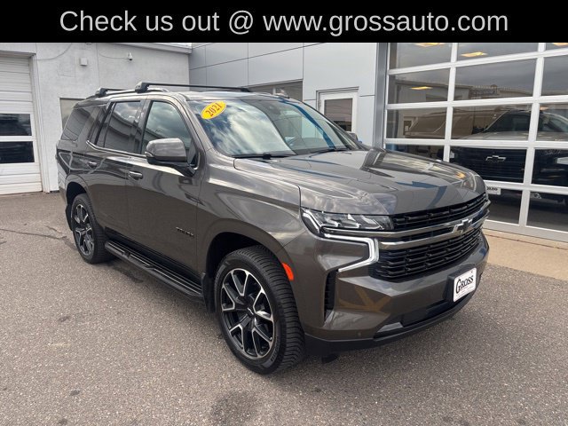 Used 2021 Chevrolet Tahoe RST w/ Luxury Package AWD/4WD image 2