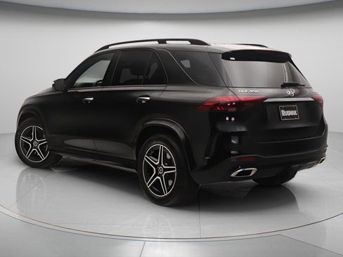 New 2026 Mercedes-Benz GLE 450 4MATIC image 2