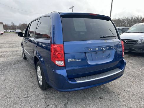 Used 2011 Dodge Grand Caravan Express FWD image 3