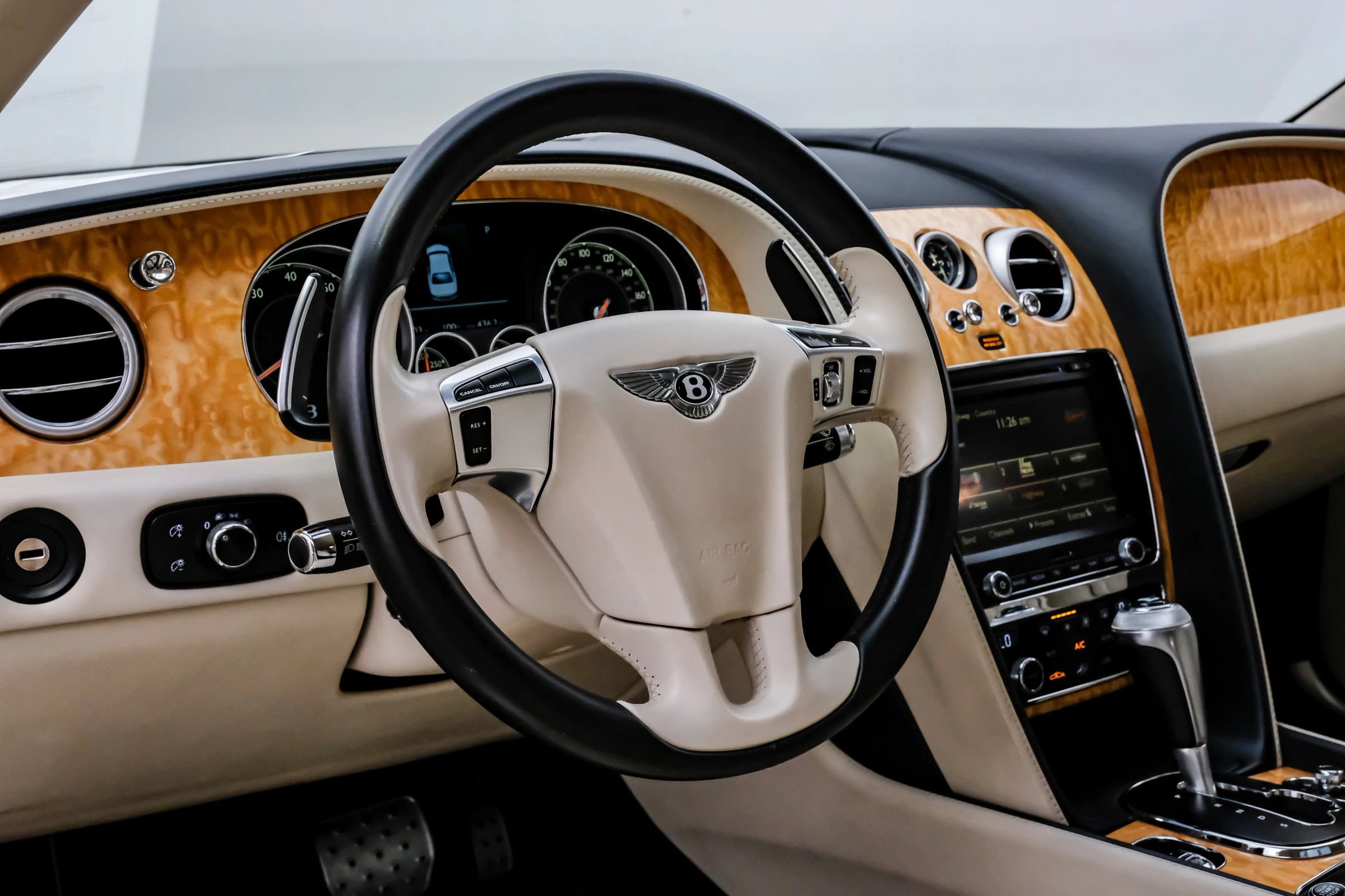Used 2016 Bentley Flying Spur W12 AWD/4WD image 11