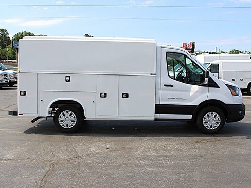 Used 2024 Ford Transit 350 w/ Interior Upgrade Package RWD image 10
