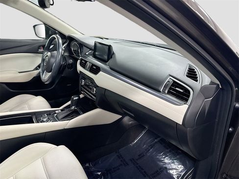 Used 2016 MAZDA MAZDA6 Grand Touring w/ GT Technology Package image 31