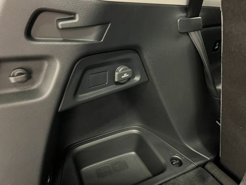 New 2025 Honda Pilot EX-L image 33