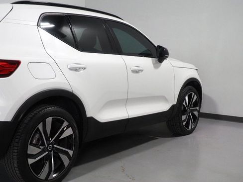 Used 2024 Volvo XC40 B5 Plus w/ Climate Package AWD/4WD image 52