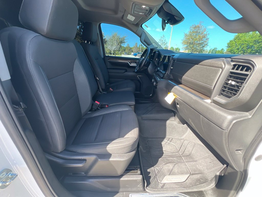 Used 2023 Chevrolet Silverado 1500 LT AWD/4WD image 20