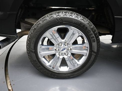 Used 2020 Ford F150 XLT w/ Equipment Group 302A Luxury AWD/4WD image 34