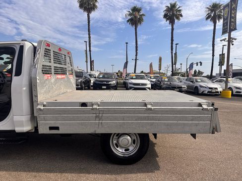 Used 2018 Ford F250 XL RWD image 12