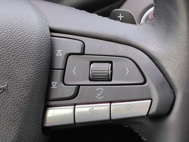 Used 2023 Cadillac XT4 Premium Luxury w/ Driver Assist Package FWD image 26