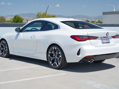 New 2026 BMW 430i Coupe w/ Parking Assistance Package RWD image 7
