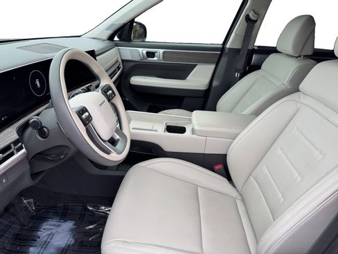 Certified 2024 Hyundai Santa Fe Calligraphy image 9