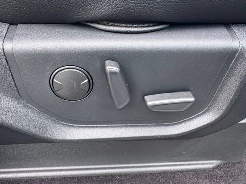Used 2020 Ford F150 Lariat AWD/4WD image 24
