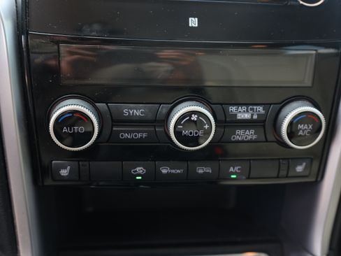 Used 2019 Subaru Ascent Limited AWD/4WD image 20
