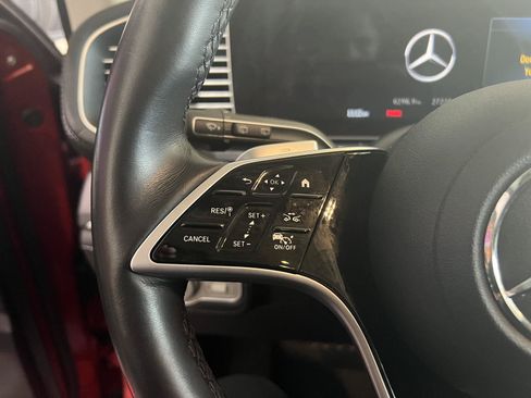 Used 2024 Mercedes-Benz GLE 350 4MATIC image 36