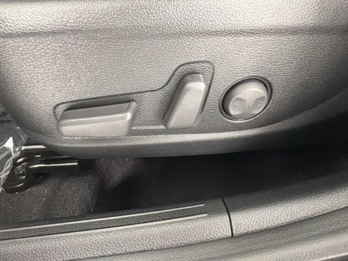 New 2026 Kia Seltos EX image 11