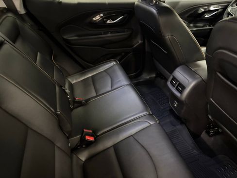 Used 2024 GMC Terrain AT4 w/ LPO, Floor Liner Package AWD/4WD image 19
