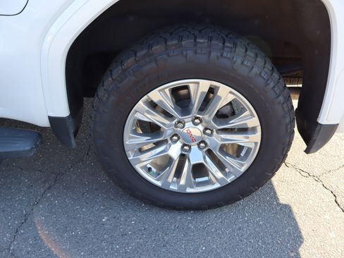 Used 2023 GMC Sierra 1500 Denali AWD/4WD image 43