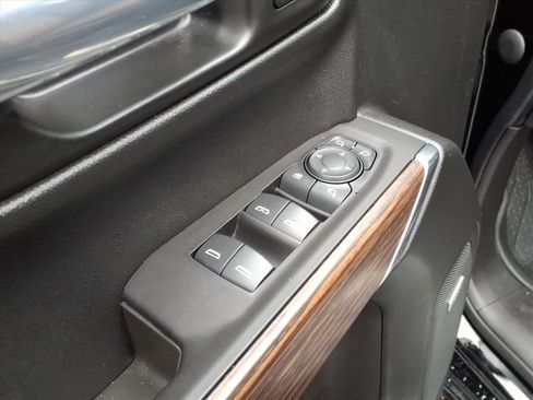 Certified 2021 Chevrolet Silverado 1500 High Country w/ Safety Package II image 9