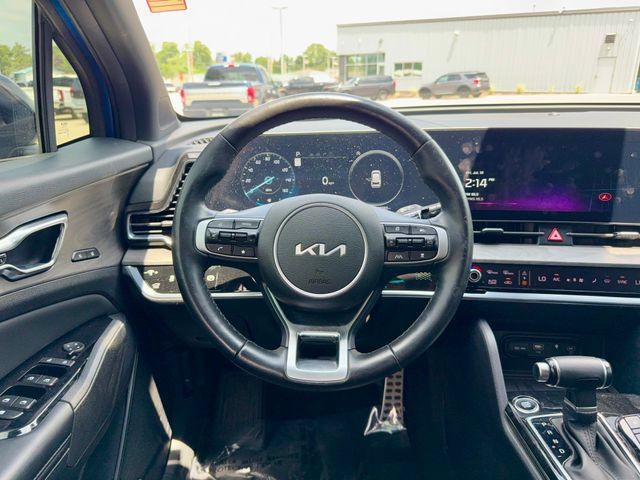 Used 2023 Kia Sportage X-Pro AWD/4WD image 16