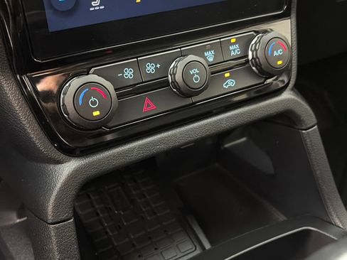 Used 2024 Ford Ranger XLT w/ Technology Package AWD/4WD image 21