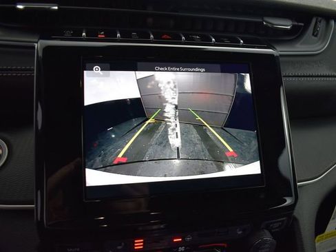 New 2025 Jeep Grand Cherokee Altitude w/ Trailer Tow Package image 26