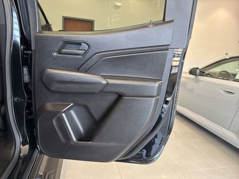 Used 2024 Chevrolet Colorado Trail Boss w/ Technology Package image 42
