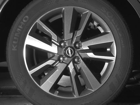 Used 2025 Nissan Versa SV image 15