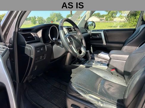 Used 2011 Toyota 4Runner Limited AWD/4WD image 10