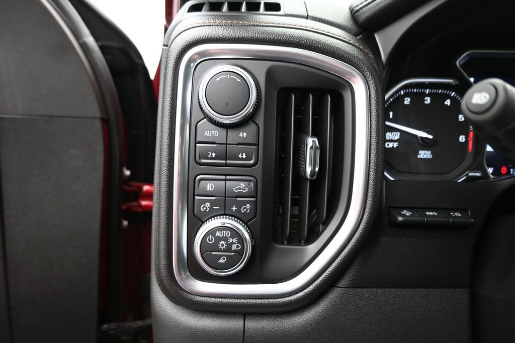 Used 2019 GMC Sierra 1500 AT4 w/ Off Road Performance Package AWD/4WD image 12