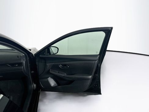 Used 2024 Nissan Sentra S FWD image 30